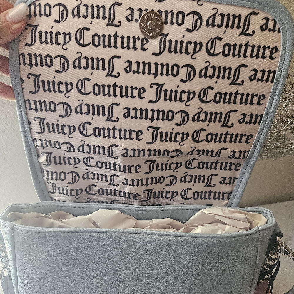 Juicy Couture Metallic Silver Crossbody Bag - Picture 8 of 9